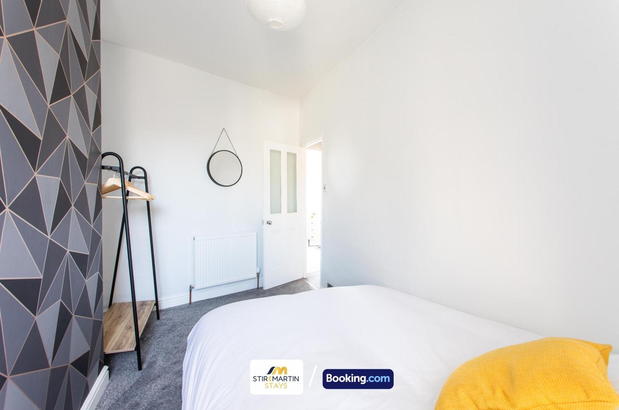 Comfy 3Bed House By Stirkmartin Stays Short Lets & Serviced Accommodation Cardiff With Free Parking & 8Mins To City Centre Eksteriør billede