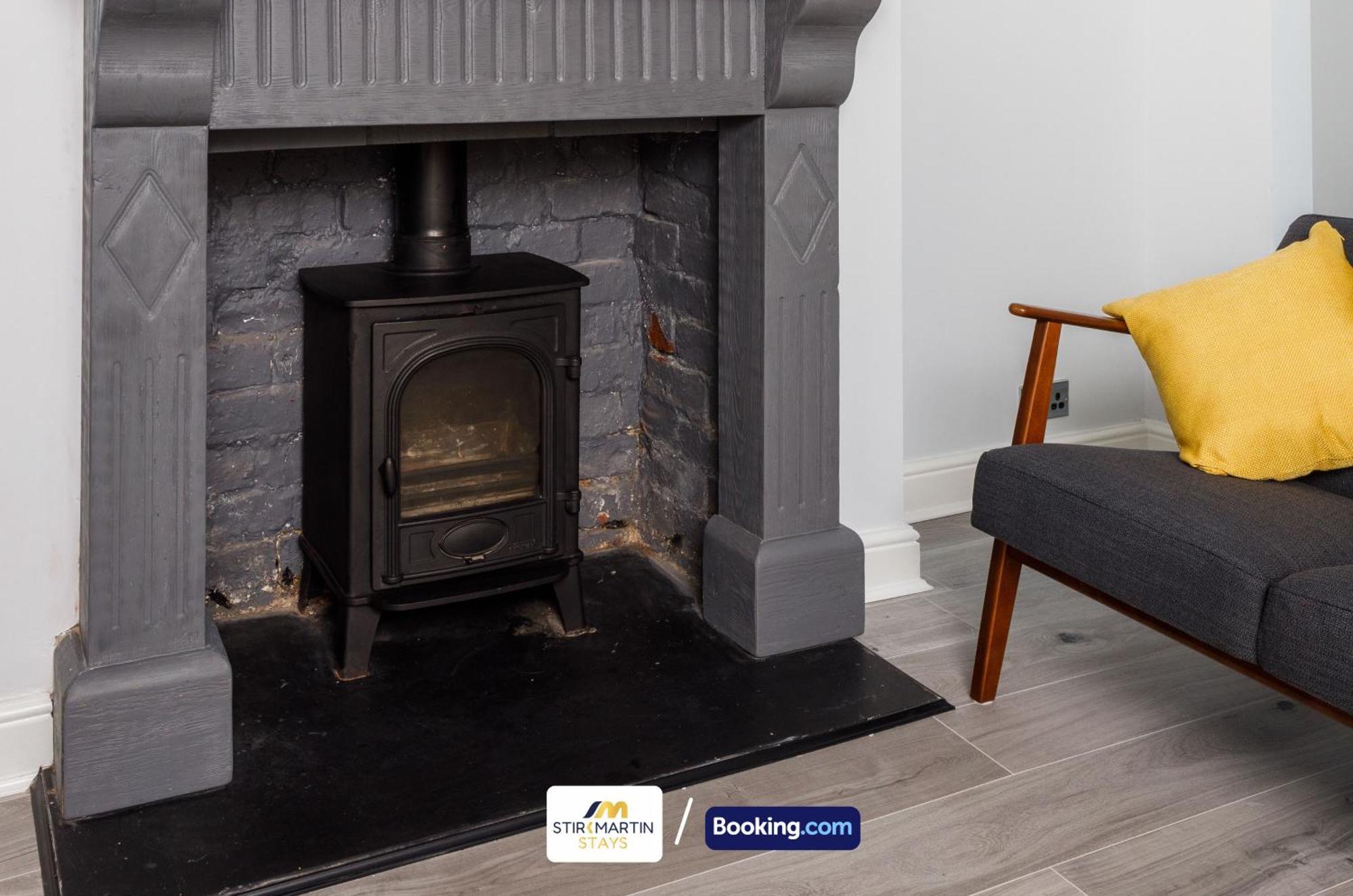 Comfy 3Bed House By Stirkmartin Stays Short Lets & Serviced Accommodation Cardiff With Free Parking & 8Mins To City Centre Eksteriør billede